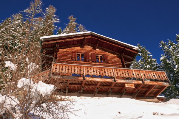 Aegerta - Aussenansicht von unten