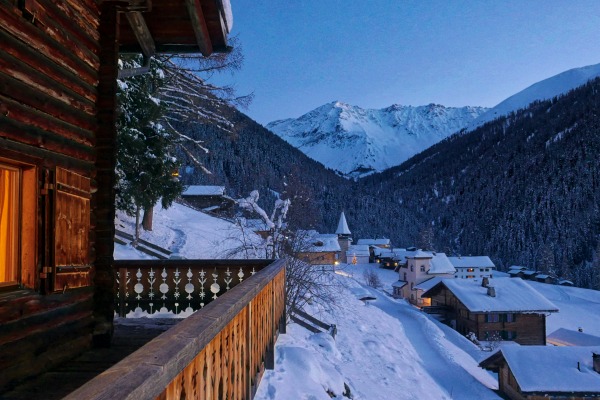 Aegerta - Aussicht zum Dorf