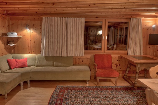 Aegerta - Wohnzimmer