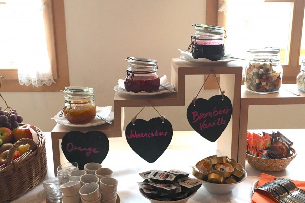 Hotel Restaurant Ducan - Frühstücksbuffet